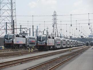 NJ Transit worker threatened with knife NJ Transit worker threatened with knife